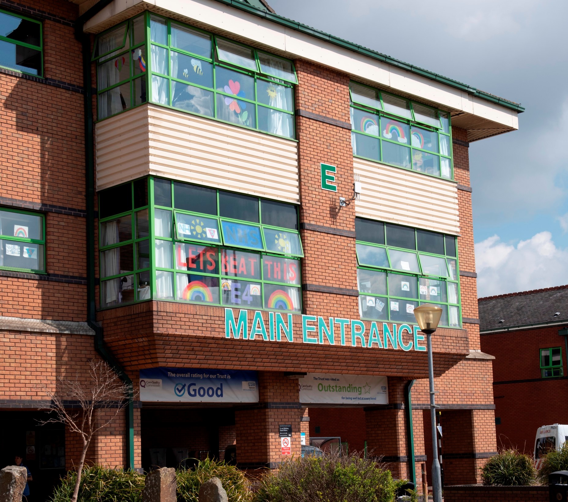 Bolton NHS Foundation Trust on Twitter "📢Visiting restrictions remain