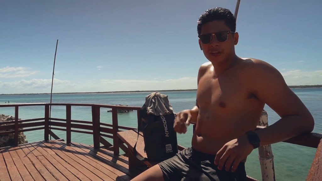 heavenknowshaha's tweet photo. Mukha ni Kiko Estrada kasama sa bakasyon si Devon vs Heaven… anyare? https://t.co/tw5NGOcHHt