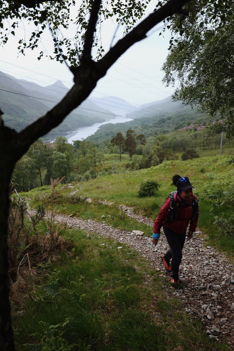JohnyCook's tweet photo. @RunnersBlack are off, quickly got out of the midges and into the hills 🔥 #ramsayround https://t.co/AQPjrLNXk6