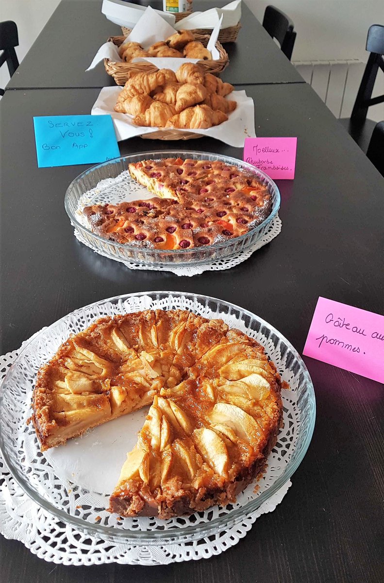 💥Petit déjeuner du jour 😃😋! Eh oui nous sommes gâté·e·s par nos collègues 😁.
Merci Aude !

#équipe #convivialité #partage #bienetreautravail