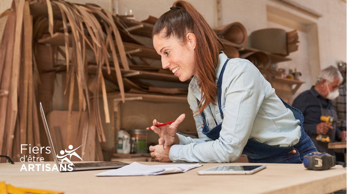 FiersArtisans's tweet photo. Notre troisième ambition : l’accompagnement de tous les #artisans dans la transformation économique, l’#innovation, la #compétitivité et la #digitalisation. #ÉlectionsCMA #CMA https://t.co/AebAQF5L7C