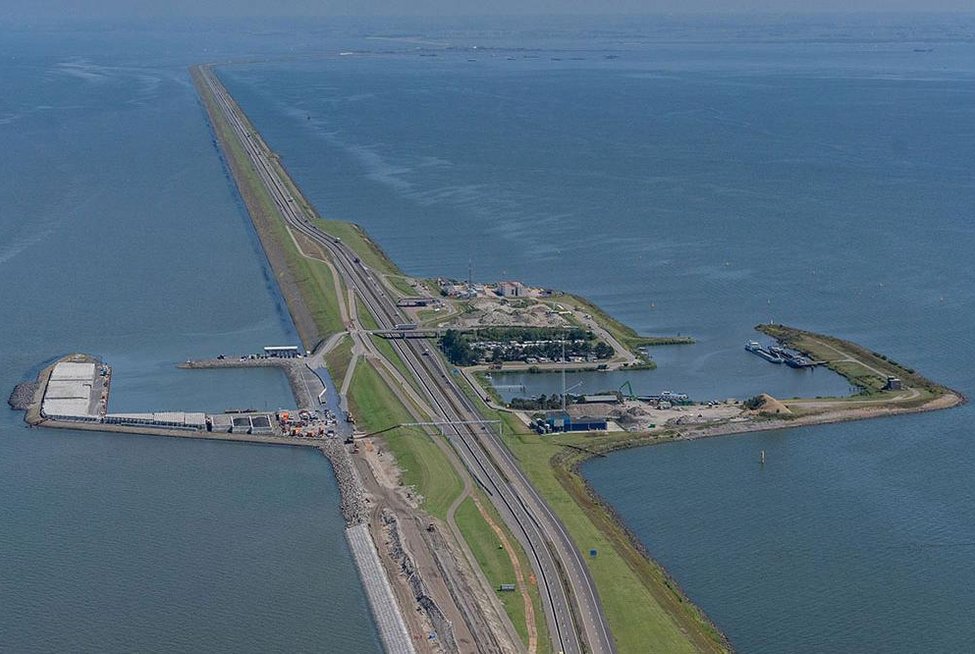 de_ingenieur's tweet image. Meer grip op (duurzame) elektriciteit uit zoet en zout water deingenieur.nl/artikel/meer-g… @wetsus @TUeindhoven #RedStack