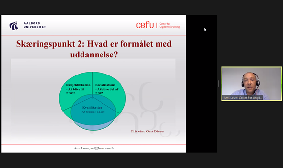 TaenketankenDEA's tweet photo. "Uddannelse handler ikke kun om at kunne noget. Men også at blive til nogen. Og blive en del af noget," siger @ArntLouw fra CEFU. Webinar om ungdomsuddannelser anno 2021 lige nu #uddpol👇💻🧑‍🏫 https://t.co/0OvX8t8bqc