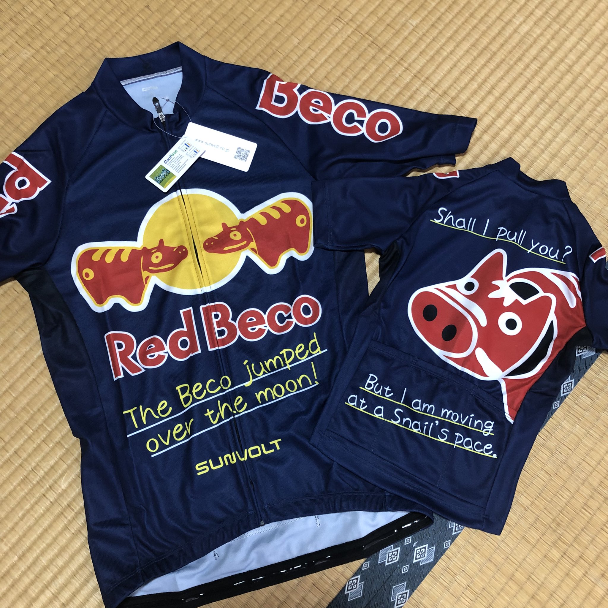 赤べこジャージ RedBeco レッドブル サイクルジャージ 長袖 痛ジャージ