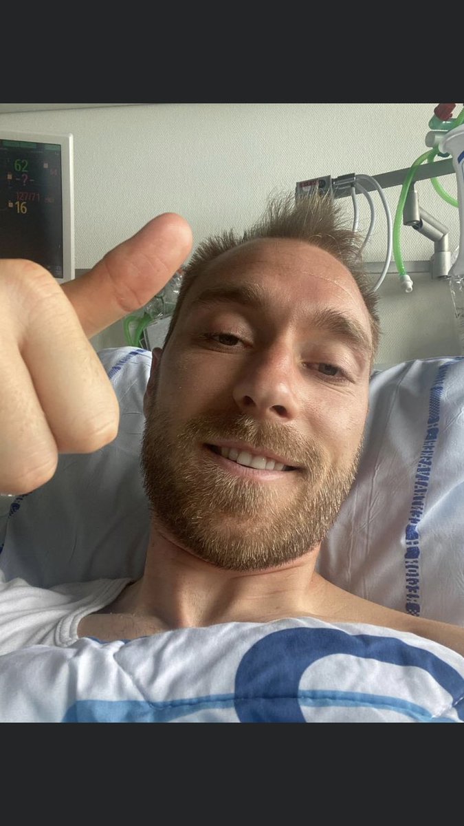 The best picture you will see all year. ❤️