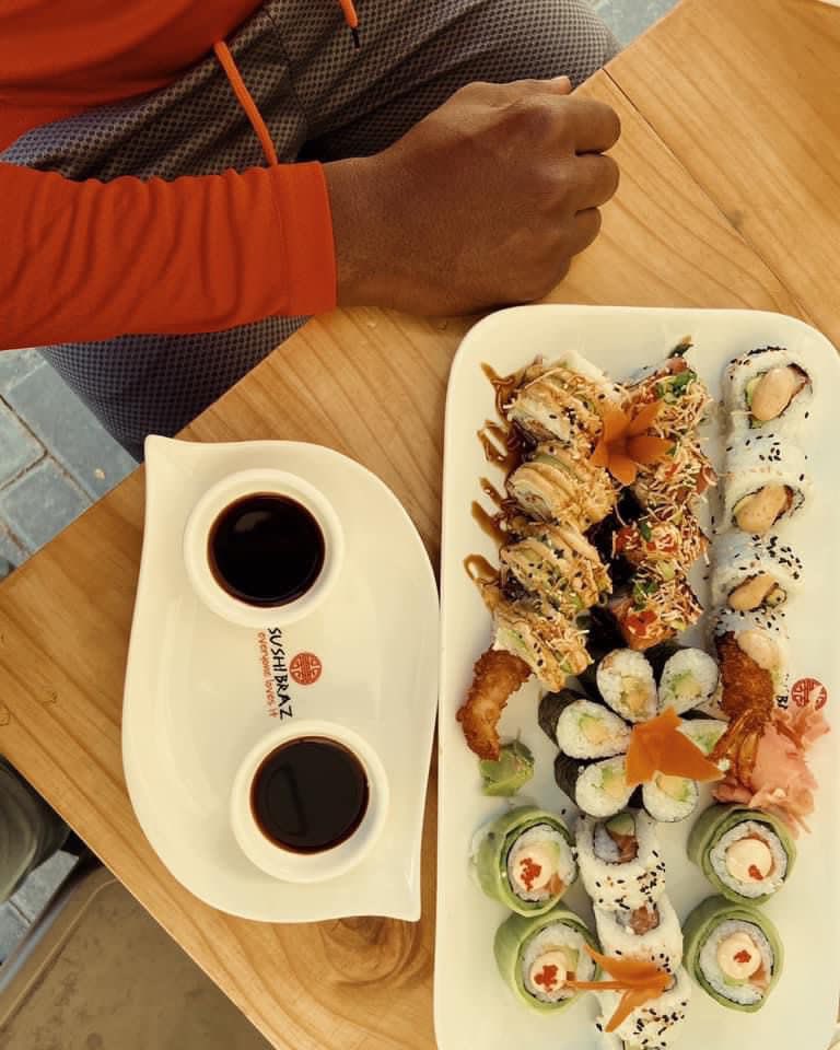 sushi_braz's tweet photo. We’re open and ready to serve all our sushi-lovers, are you coming?💃🏽🍣🥢
#SushiBraz #SushiTime #SushiRestuarant #SushiLovers #SeafoodLovers #SushiContent #FoodPhotography https://t.co/4QOQoqnSu7