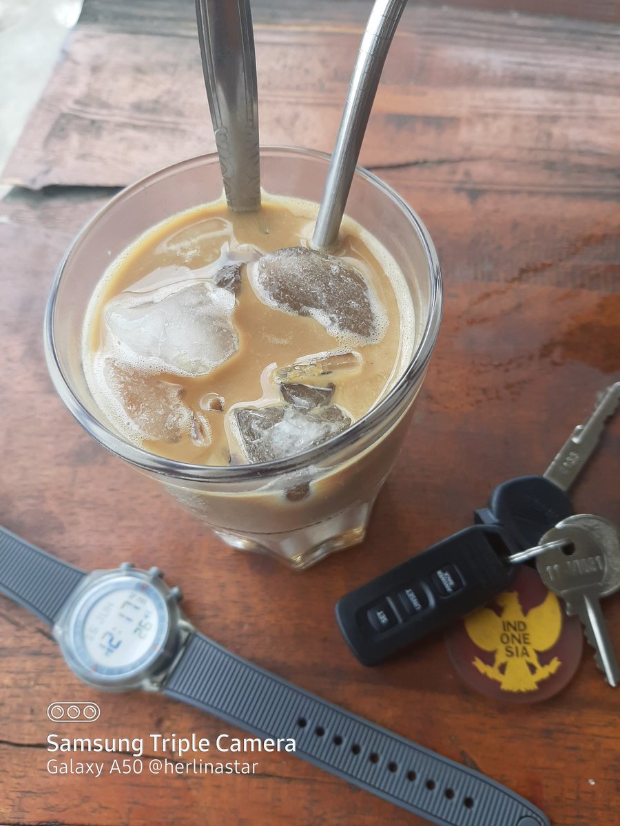 herlinastar's tweet photo. Menikmati kopi dari ketinggian
Syahduuuu ๐
Yuukk ramaikan Klaten punya #kopimerapi #sapuangin
@kabarklaten @DistanbunJateng https://t.co/H6AS0HA1bm
