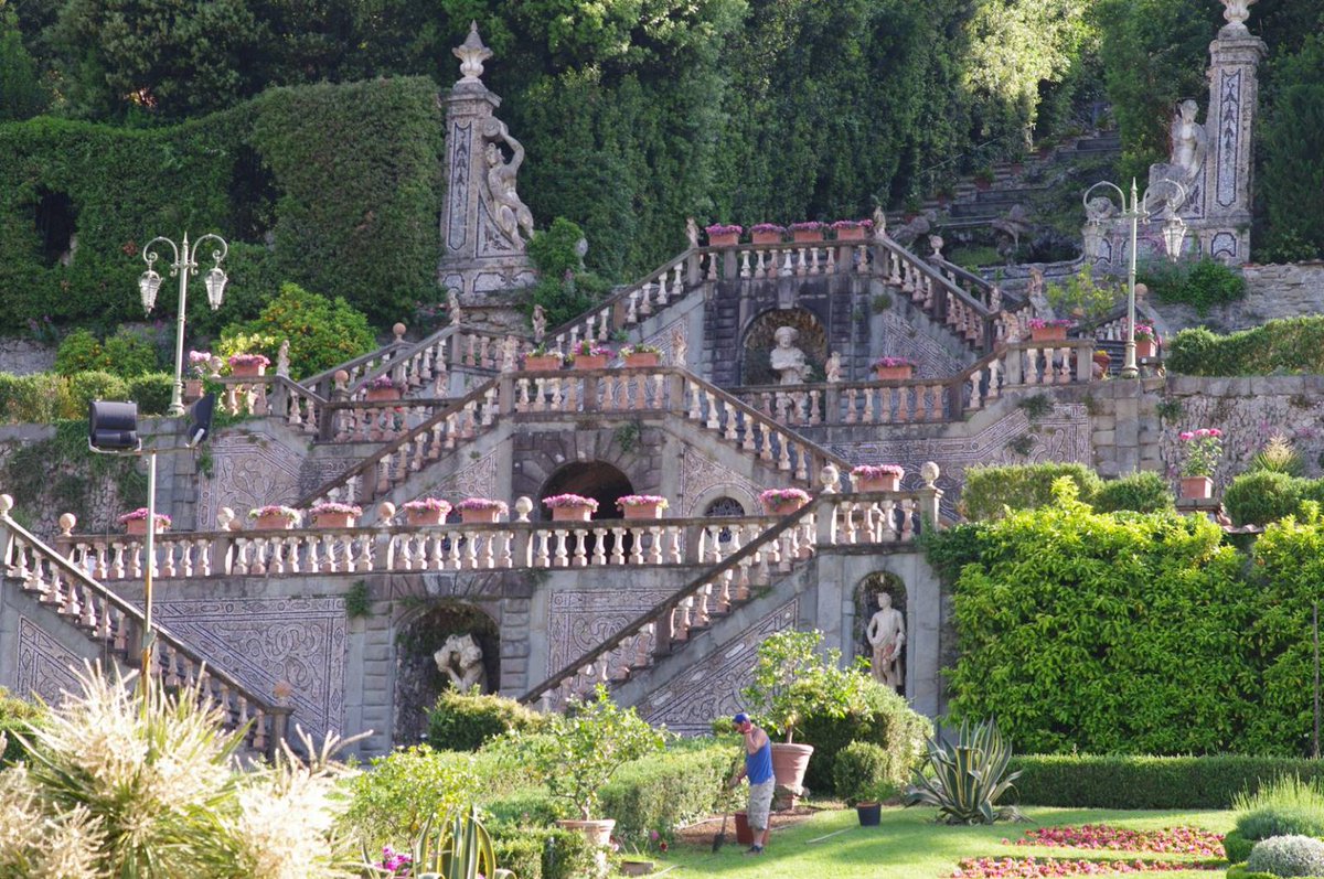 LevequeGeorges's tweet photo. #Lucques #Toscane #Italie et #pléthore de beaux #jardins inscrits dans l'#histoire du bassin #méditerranéen. Le lien : https://t.co/Br02VJrT7Q donne accès à un magnifique #reportage d'#AgnèsPirlot, infatigable & talentueuse #reporter qui s'est délectée de ses récentes découvertes https://t.co/LdEETssseu