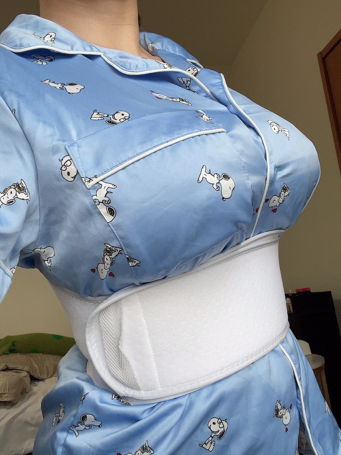 ট ইট র 雨宮留菜 対魔忍 143cmjcup 肋骨締めたしコルセット痒し ってことで 骨折用ギプス買ってみた しばらくやる T Co M4hf6limzd ট ইট র