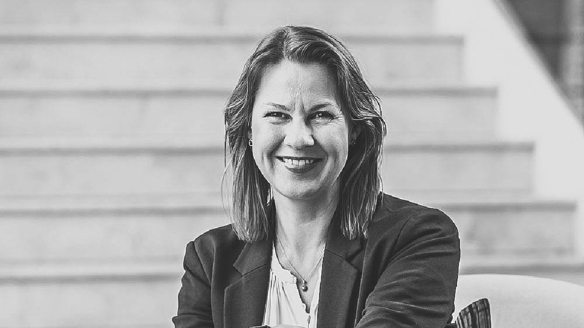 Excelerate_dk's tweet image. Today, meet Bodil Biering. Bodil helps leaders and tech startups &amp;amp; scaleups unlock their potential through “Simplexity” coaching and consulting. Read more about our advisory board member here ow.ly/777150Fauym🔥
 
#Excelerate #nordicmade #passionateacademics #boardmembers
