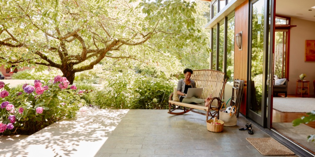 WTTC's tweet photo. #WTTCMembers
Inspired by the growing flexibility to work and live from anywhere, @Airbnb announced the launch of “Live Anywhere on Airbnb”, a program for 12 individuals to live exclusively in listings on Airbnb for approximately one year.
➡️ https://t.co/VobCV9BYaG. https://t.co/nU0EXqDJKg