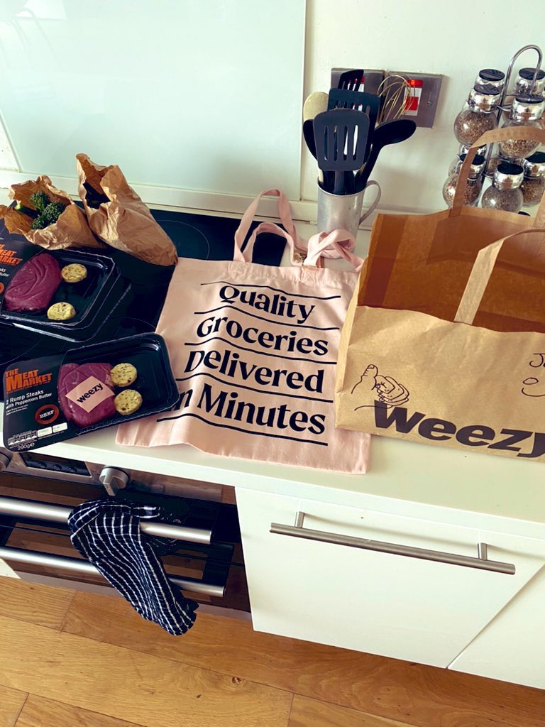 Very impressed by the all-round experience from <a href="/weezycouk/">Weezy</a> (Food delivery service)

- Slick App interface and easy to use
- Order came within 10 minutes 
- Super friendly delivery drop off

And to top it all off, they throw in a bit of merch. 

This is how you provide value.