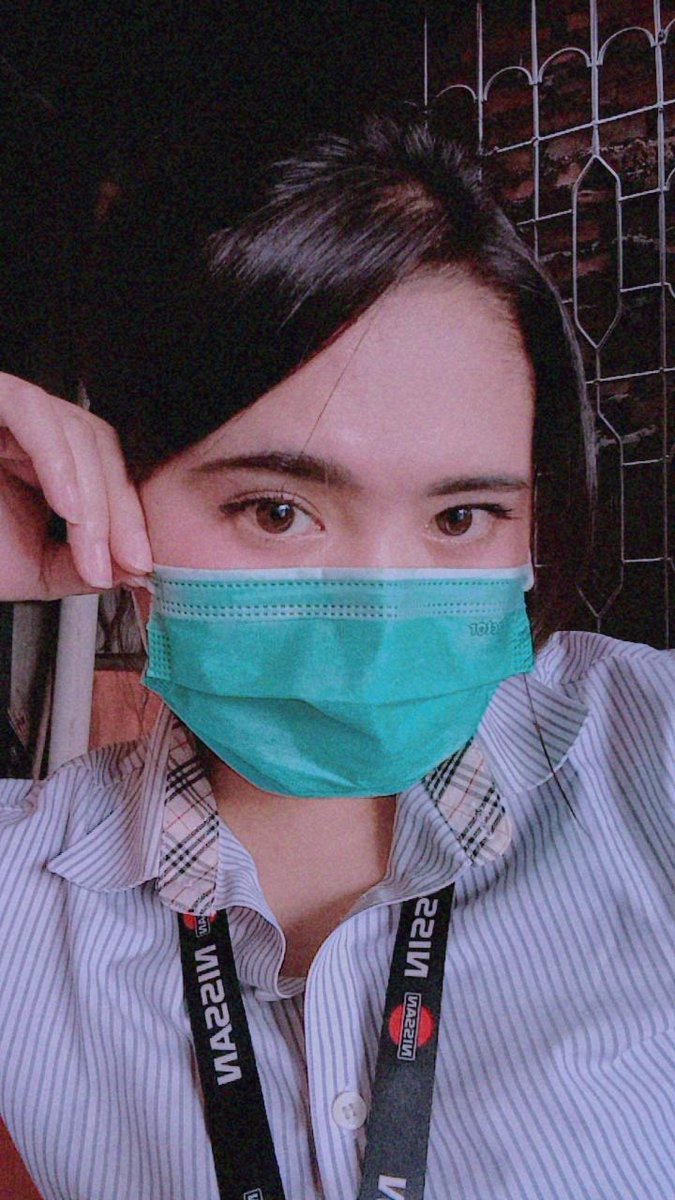 Vheyyyp's tweet photo. Gue ngerasa cakepan pakai masker
Pas dibuka malah zonk
Udah ah gini aja, bagus untuk menutupi keburiqan🥲🥲🥲
#PakeDuluMaskernya https://t.co/iGSYgG9CLi