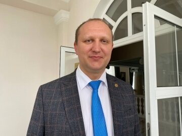 СРОЧНО! Вавилин сместил Панчина. У Ульяновска новый глава 

73online.ru/r/vavilin_smes…