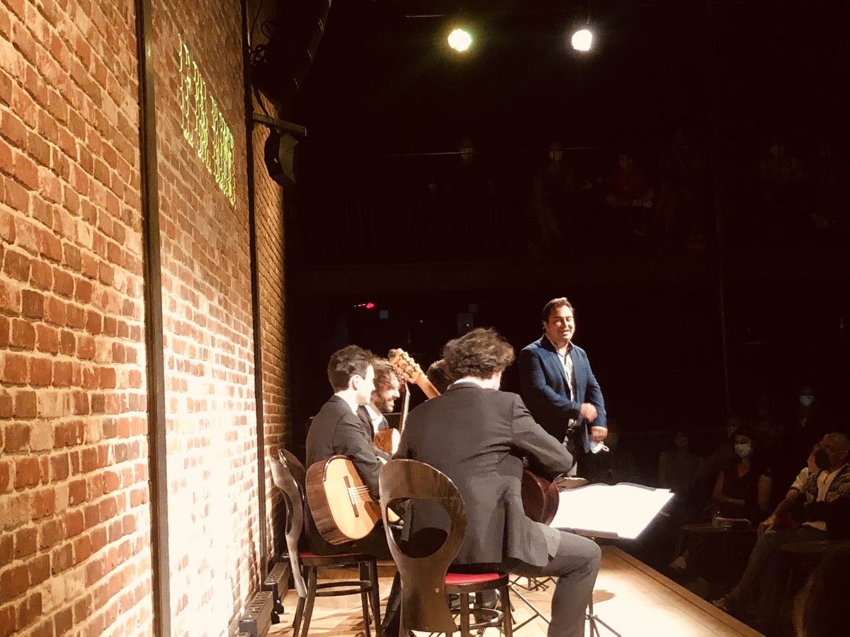 Très belle soirée d'inspiration espagnole hier au #BalBlomet en compagnie du <a href="/QuatuorEclisses/">Quatuor Eclisses</a> ! Bravo à eux pour leur travail, et merci pour les magnifiques émotions apportées au public !
quatuoreclisses.com