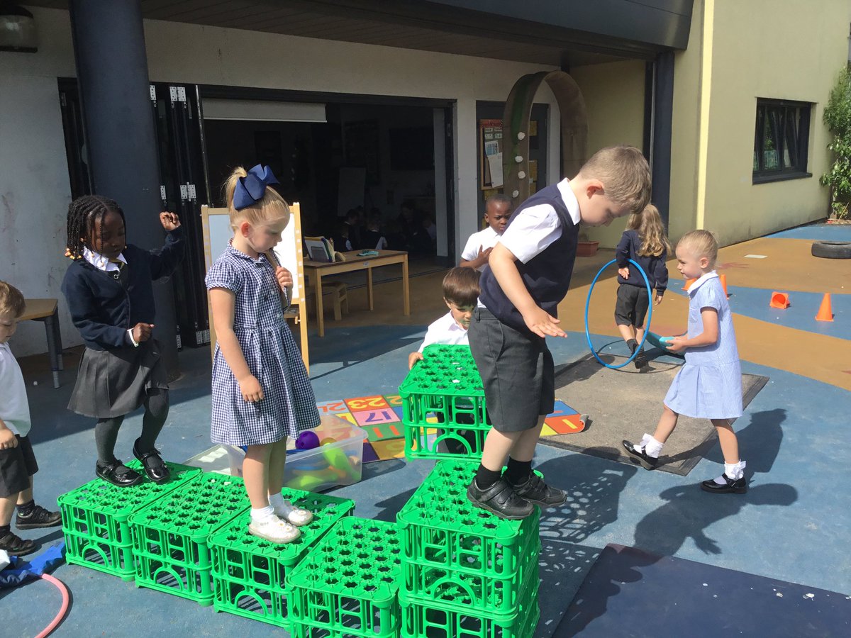 Look at the climbing frame we made! We even thought about how we could make it safe by putting a safety mat and soft blanket underneath. We had so much fun jumping and climbing! <a href="/RainbowEduMAT/">Rainbow Education MAT</a> <a href="/MrsRiley99/">Croxteth Primary Year 1/2R</a> <a href="/CroxtethC/">CroxtethCPS</a>