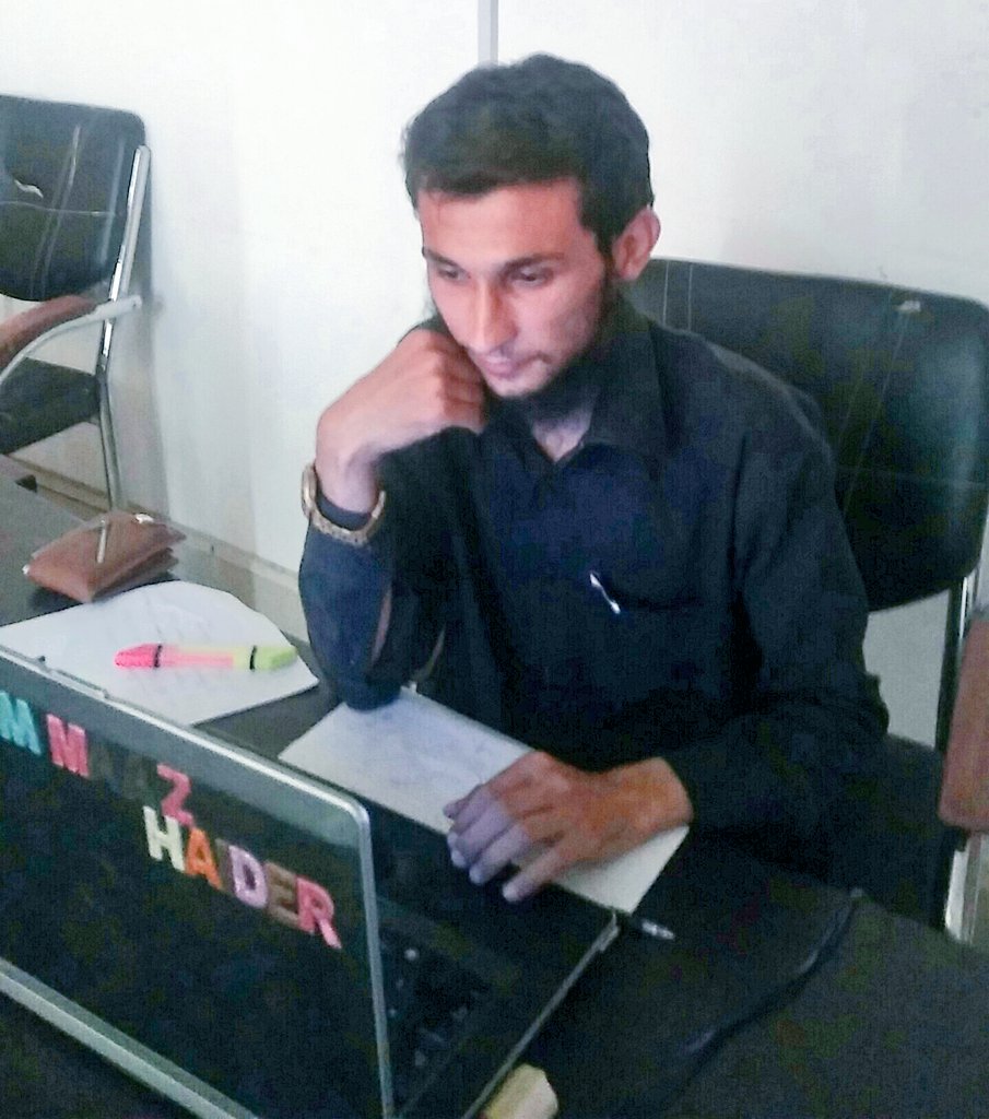 mmaazhaider's tweet photo. #officehours
#projectworking 
#engr_m_maaz_haider https://t.co/dgLIXihW6o