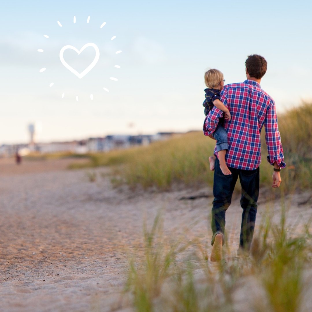 Celebrating “ordinary men turned by love into heroes, adventurers, story-tellers and singers of song.” 💙 

Make his day extra special with a gift from Isle of Wight Pearl!
zurl.co/96DL 

#iowpearl #cufflinks #fathers #fathersday #treatyourself #aworldofwonderful