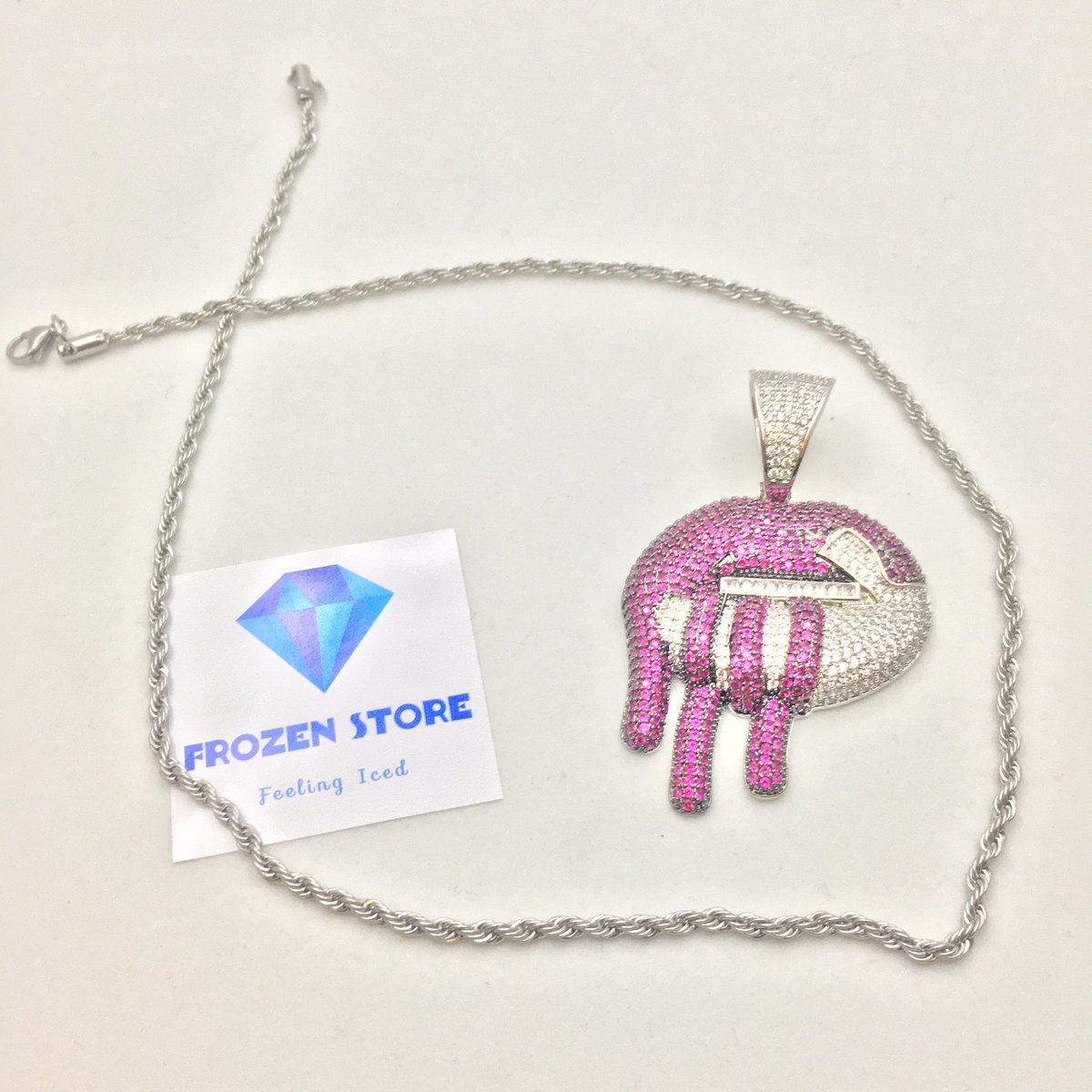 frozenstore258's tweet photo. ❄️It’s all about getting frozen❄️

#frozenstore258 #feelingiced #winterseason #Maputo #Mozambique https://t.co/jGQKQQz0U6