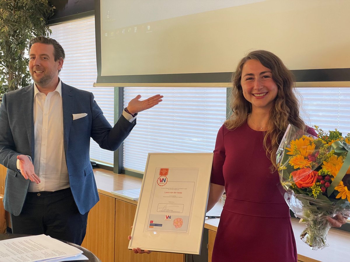 Blij en trots dat ik de Young Professional Award 2021 heb gewonnen! Bedankt #VoedingNL !
<a href="/PITActief/">PIT Actief</a> <a href="/LUMC_Leiden/">LUMC Leiden</a>