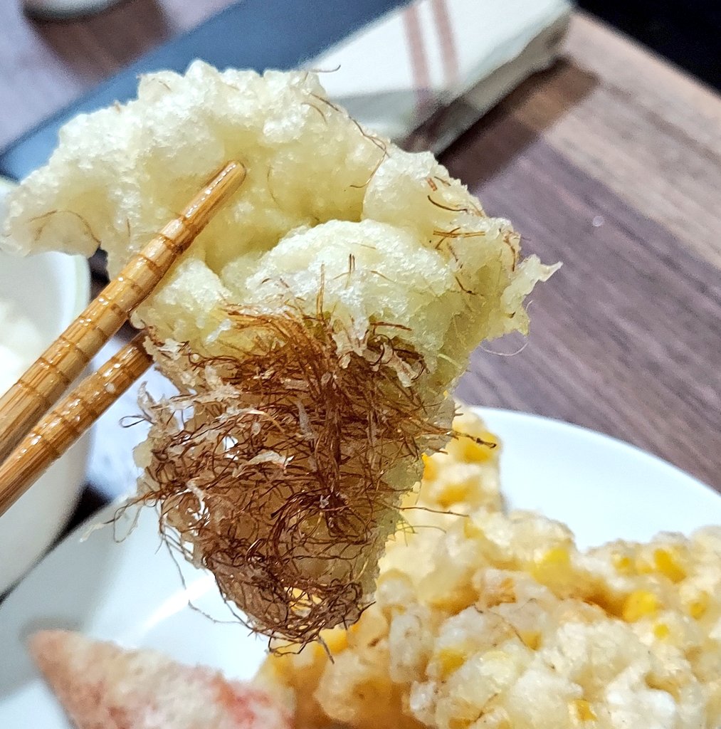 ベニテングタケ トウモロコシの髭の天ぷらだそうです トウモロコシの部位で1番栄養があるそうですよ T Co T5an9ecsci Twitter