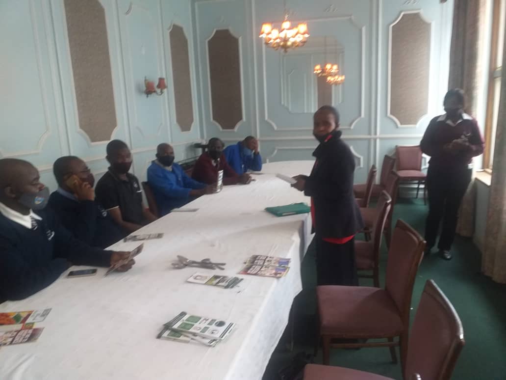 Zchwu_Union's tweet photo. Sexual and gender based violence sensitisation training for Harare club employees. the union is making strides towards the eradication of SGBV which is rife in the hotel and catering industry. 
@IUFglobal 
@ituc_africa 
@DecentWorkZim 
@iloharare 
@OMpslsw https://t.co/jDezBmWTPa