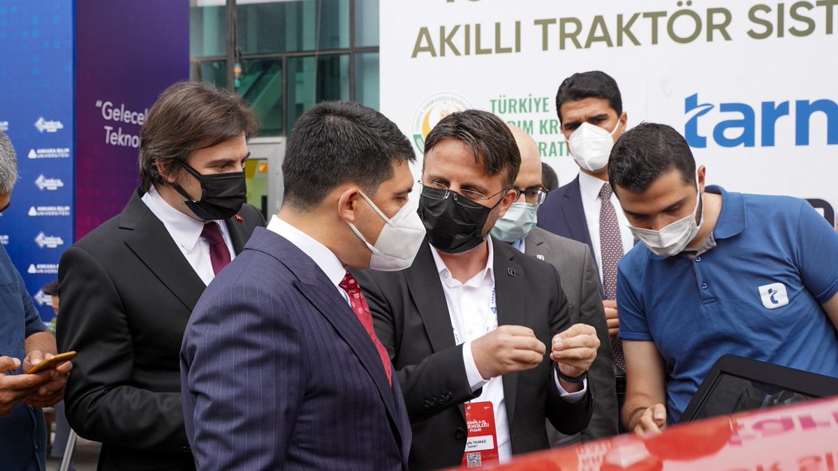 Tarımsal üretimde çiftçilerimizin verimini artıran ve girdi maliyetlerini düşüren yerli teknolojileri ve yazılımları, teknoloji şirketimiz TARNET bünyesindeki Ar-Ge ekiplerimizle üretmeye ve geliştirmeye devam ediyoruz.
tarimkredi.org.tr/gundem/haberle…