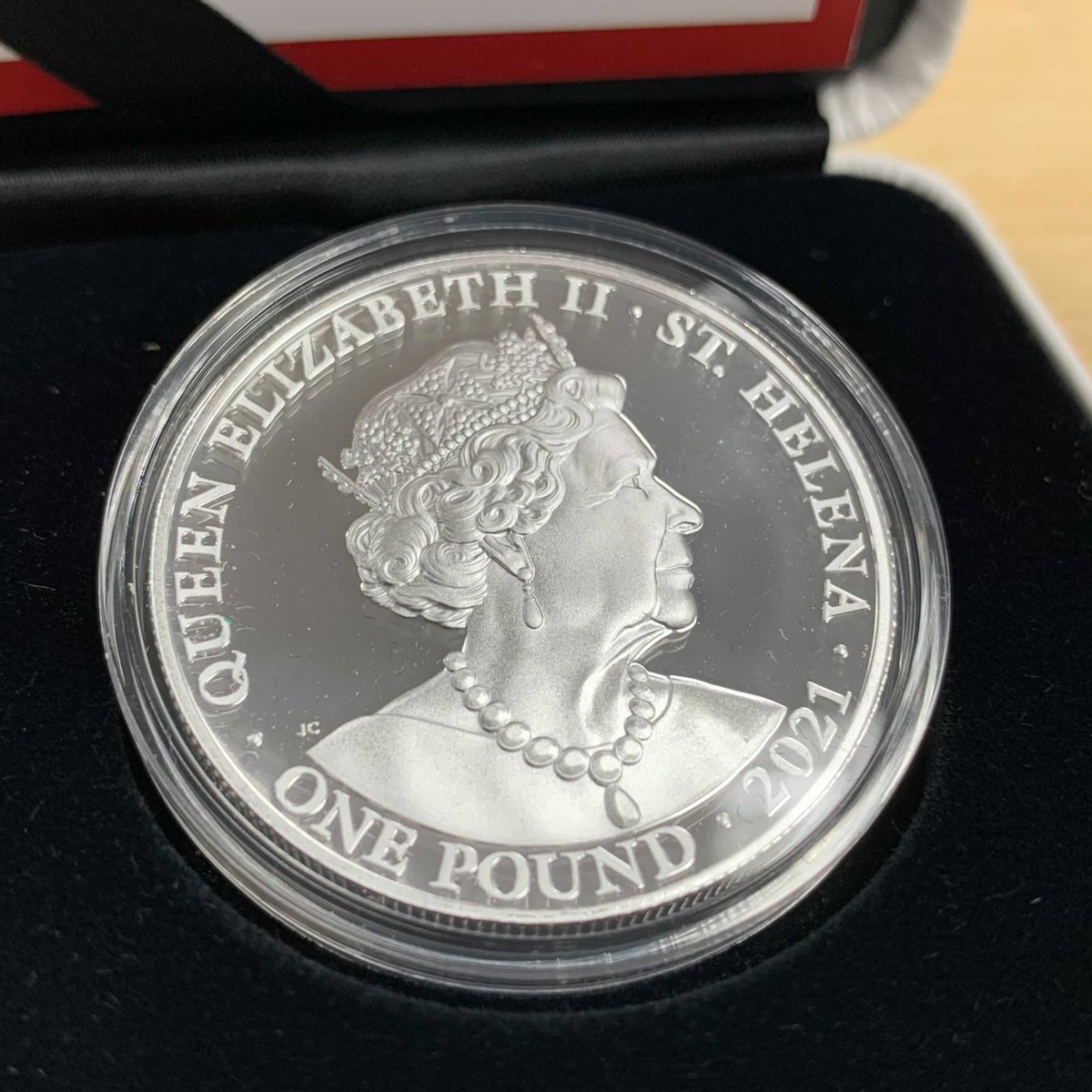 LPMCoins's tweet image. ✨ AVAILABLE NOW ✨
2021 1 oz #StHelena The #QueensVirtues - Victory .999 #SilverProof coins are back in stock. Shop now: ow.ly/zWIl50Faw8r

#LPM #LPMHK #LPMHongKong #1ozSilver #VictoriaConcordiaCrescit