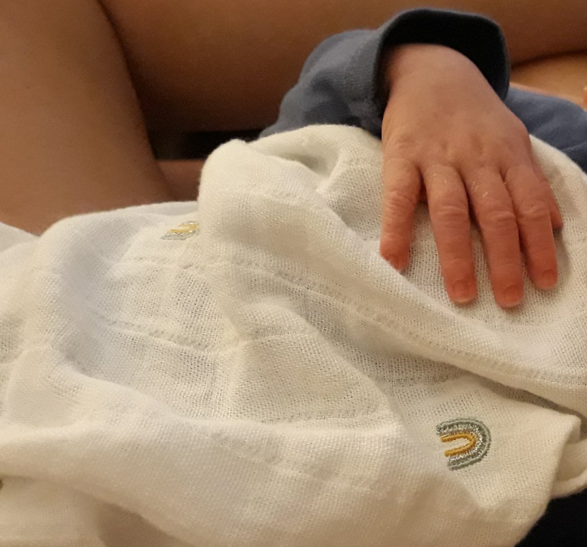 Querida #infertilpandy, el pasado 28 de Mayo llegó nuestro bebé arcoíris 🌈. Doy gracias infinitas por haberos encontrado, pues el camino, aunque duro, ha sido más llevadero. Os deseo toda la felicidad del mundo ❤ y que se cumpla vuestro sueño.