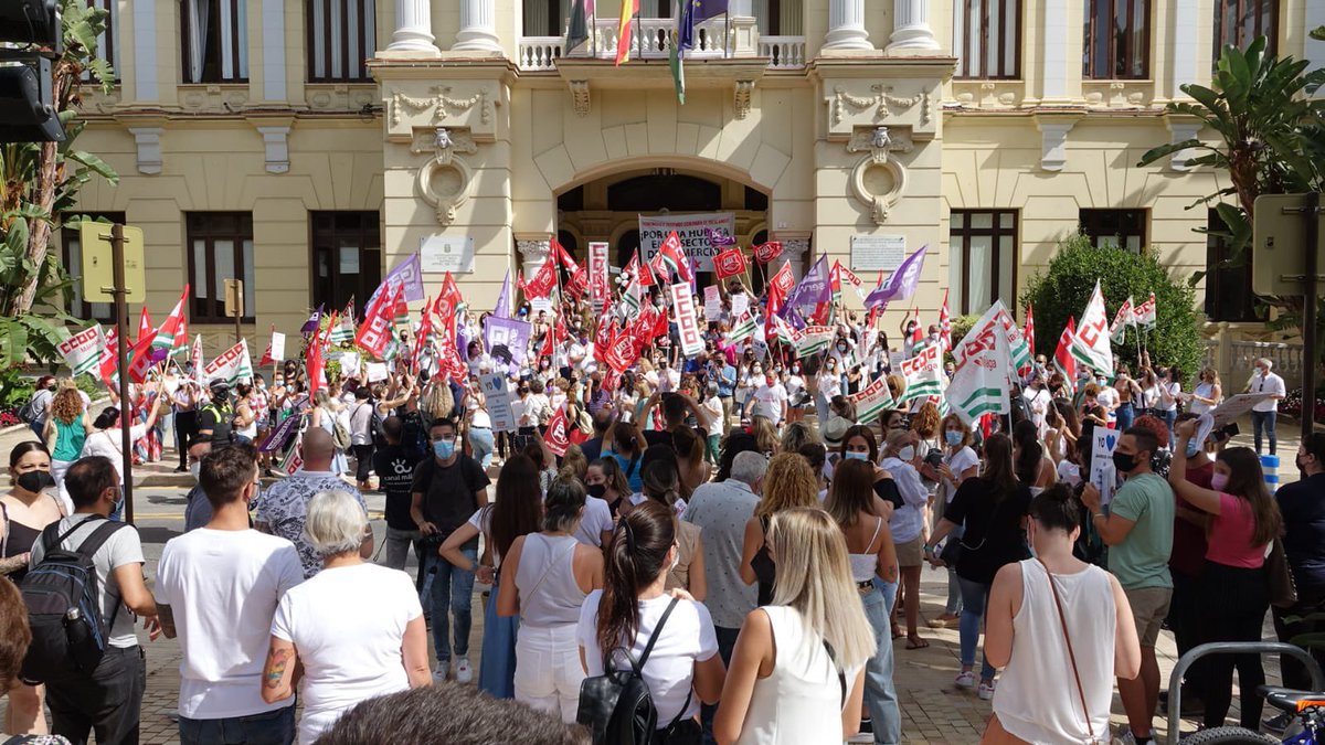 ✊🏻Salimos a la calle contra las injusticias de <a href="/JuanMa_Moreno/">Juanma Moreno</a> y <a href="/pacodelatorrep/">Paco de la Torre</a> imponiendo la ZGAT a toda #Málaga.

🗣Es momento de defender los intereses de los trabajadores y pequeños comercios. Decimos alto y claro, junto a sindicatos y organizaciones del sector: No a la ZGAT!