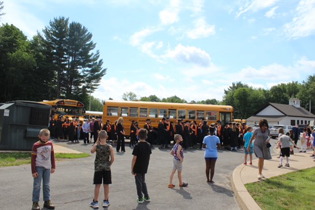 PalermoElem's tweet photo. Our leaders take one last walk through Palermo Elementary! #Graduates2021#Congrats @MACSPride https://t.co/X9rC0brH85