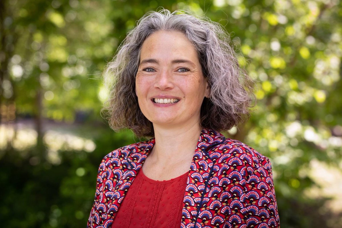 Découvrez nos candidats, membres de la liste Dordogne d' Alain Rousset aux élections régionales des 20 et 27 juin2021.

Fanny CASTAIGNEDE - 45 ans  
Chargée de mission à la Communauté d'agglomération du Grand Périgueux
Adjointe à la mairie de Boulazac Isle Manoire