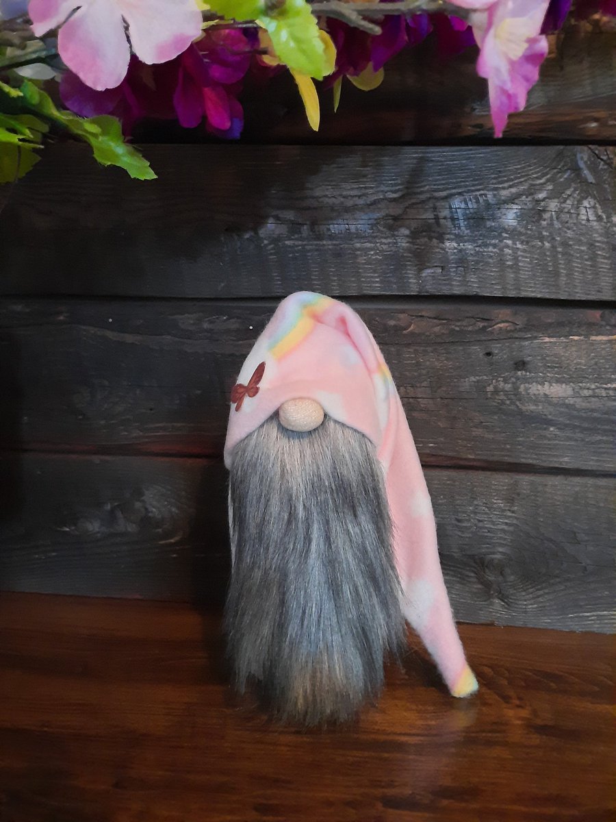 Rainbow Gnome etsy.com/listing/930994…
#gnome #minignome #handmadegnome #handmade #rainbow #rainbowgift #rainbowgnome #shophandmade