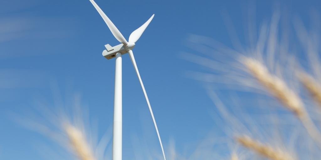 nationalgridus's tweet image. #GlobalWindDay serves as a reminder of the important role wind energy plays in our journey towards a #GreenerGrid. Follow @ngrenewables to learn about the range of wind projects we&apos;re involved with, how they’re helping local communities &amp;amp; adding more clean energy to the grid!