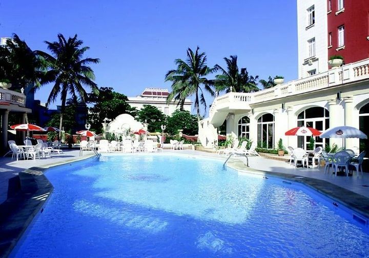 HavanaturCuba's tweet photo. 🎯#HavanaturInforma 🏢 El #hotel #RocPresidente recibió el Premio #Travellers’Choice2021 👏👏
👉 #Tripadvisor entrega este #reconocimiento a las instalaciones hoteleras que regalan de manera sistemática a los viajeros, un servicio de alta calidad...
🌐 https://t.co/oQFotOc6vp https://t.co/d7aaJoQM0J
