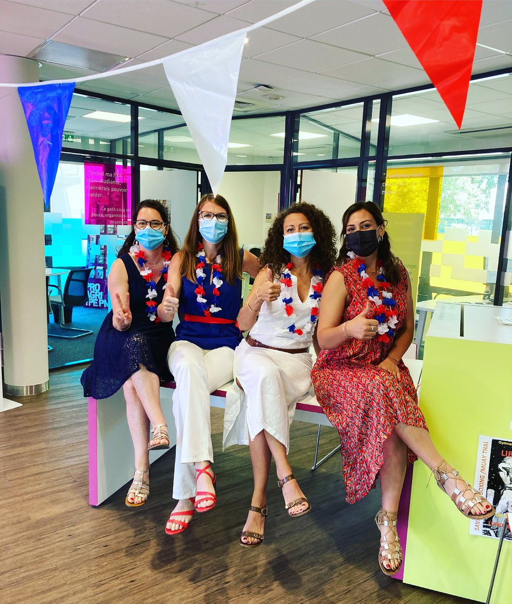 Prêtes pour soutenir l’équipe de France 🇫🇷!!! #AllezLesBleus #EURO2020 @secteur332 <a href="/WeAreArkea/">WAA|Actus</a>