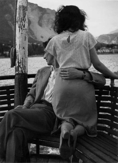 "La paradoja del amor es ser uno mismo, sin dejar de ser dos”. 
Erich Fromm
📷 Fotostiftung Schweiz, Winterthur