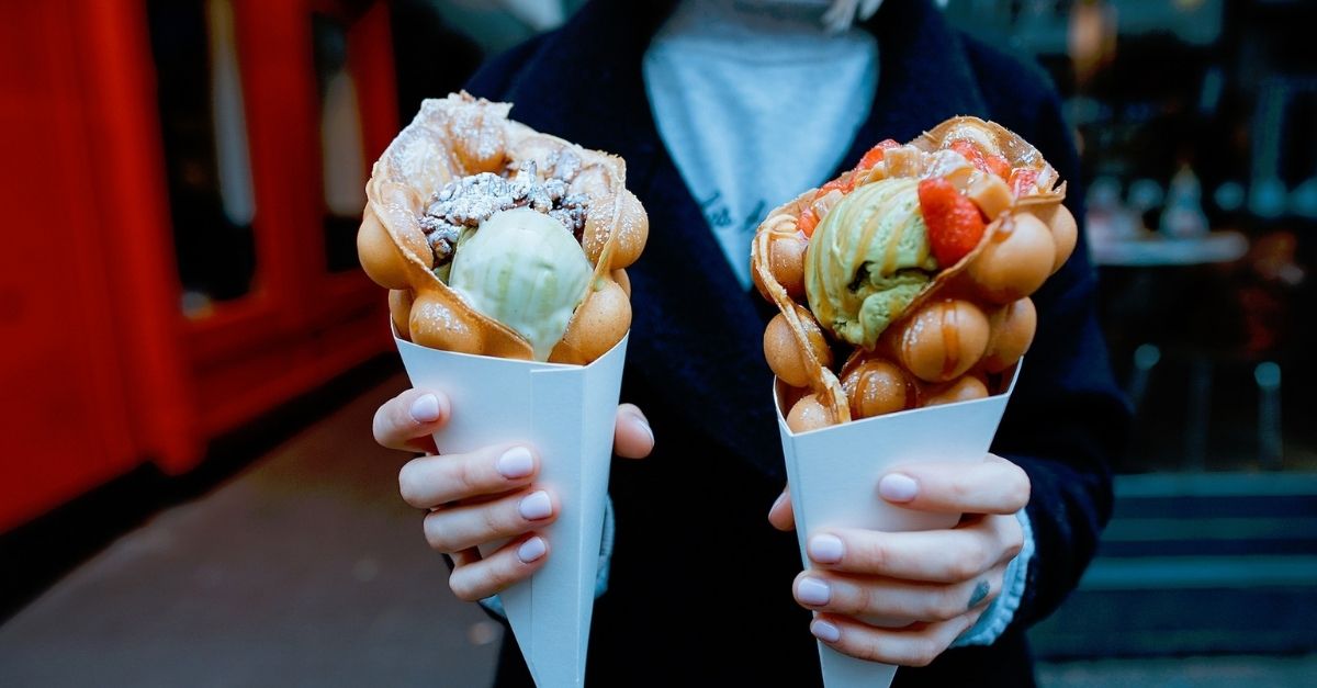 TRAVEL &amp; SHINE. Der Sommer ist da und die me and all hotels bieten zwei neue Angebote, um den Sommer des Lebens zu erleben.
Mehr dazu: meandallhotels.com/staedtereisen-…
#kostenfreiestornierung #lucaapp #hygieneundsicherheitskonzepte #digitalercheckIn #meandall