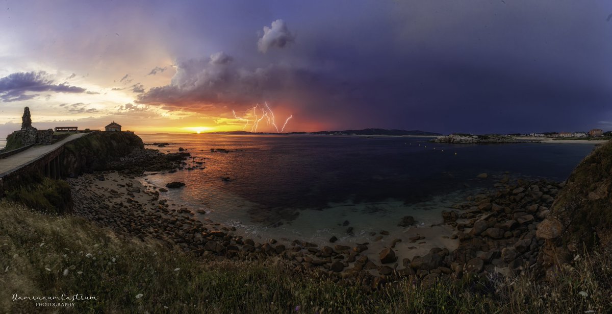 Damianum's tweet photo. Thunderstorm
@CanonEspana 
#canonespaña https://t.co/iwauJnfeac
