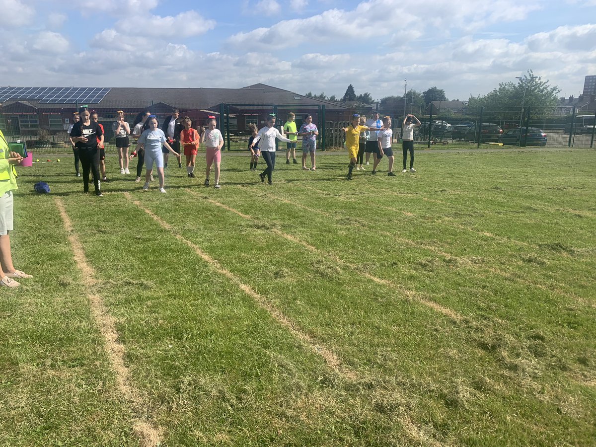 🏃‍♂️ 🏃🏼‍♀️