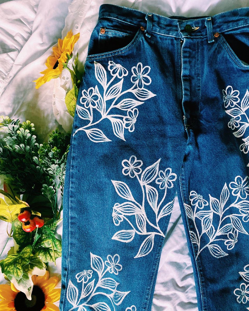 lebeaudenimco's tweet photo. some painted denim up for grabs in the shop!!

one of a kind, heat pressed, machine wash &amp; dry safe! 

detailed measurements are on the site! 
https://t.co/O7pIgvDEv5 https://t.co/OWpAOTpHpP