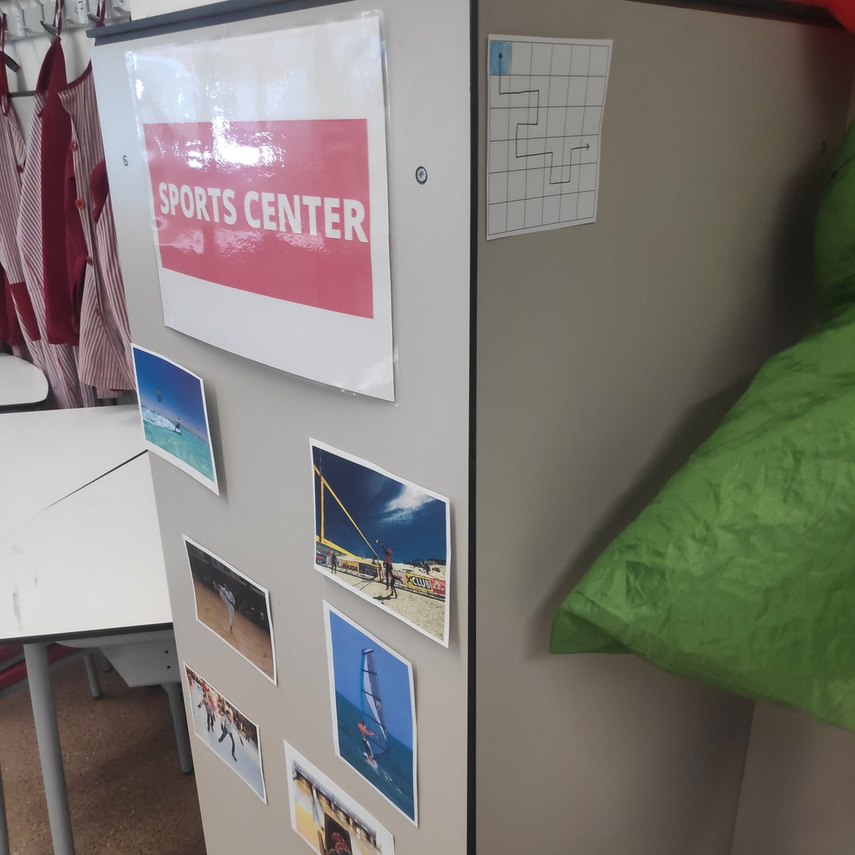 Mañana cuando lleguen a clase les espera un Escape Room.
Mi primer intento y ni tan mal! 
A ver si tardan en resolverlo algo más de 15 Min 😅 
Con ganas de saber qué les parece.
#gamificando #claustrovirtual