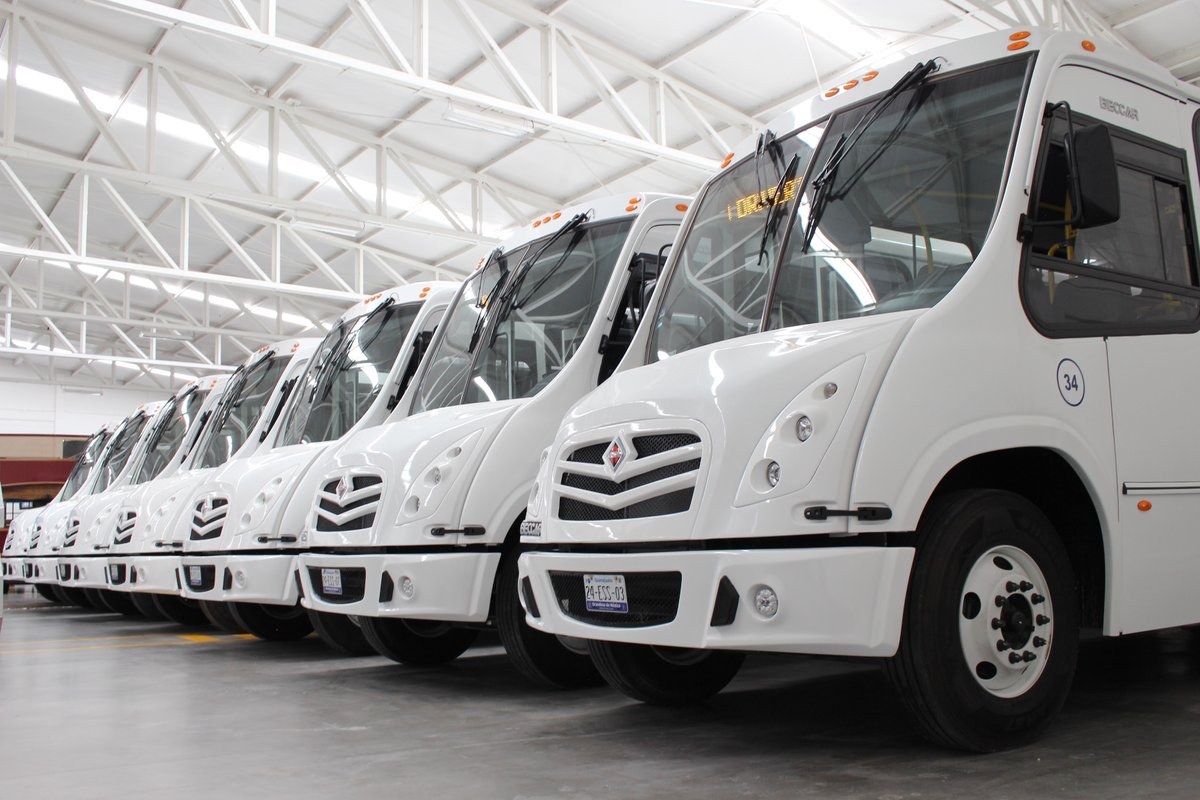 RevistaAT2000's tweet photo. #Entérate
Adquiere #GrupoDrivers 30 autobuses @InternationalMX 4700 SCD: https://t.co/zj6ZEZmGbh
#Autotransporte #RevistaAutotransporte #NoticiasAutotransporte #Autobuses #MartesDeBuses #NavistarInternational https://t.co/uGLCfdgy2R