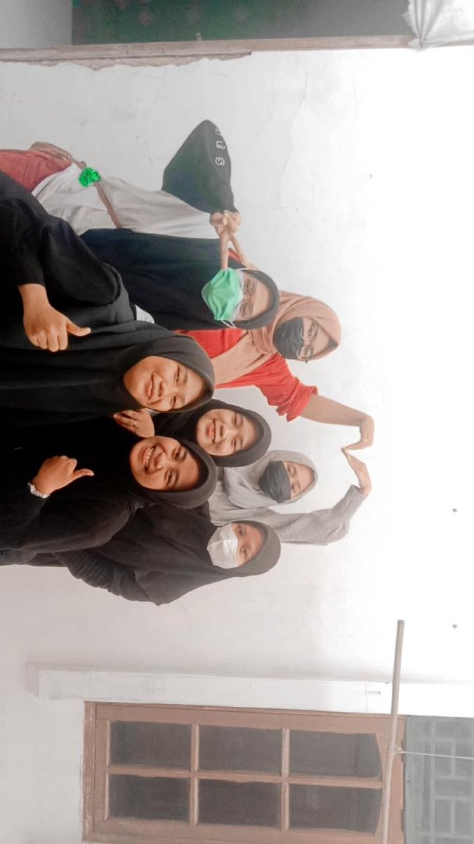 DanaGiana's tweet photo. Hahh iseng" ngepos foto ini biar pada kaga tau klo pada komug
#IkatanCintaEp310
#PakeDuluMaskernya
Semalem
#FotoProfilBaru https://t.co/wcXoUR7uyJ
