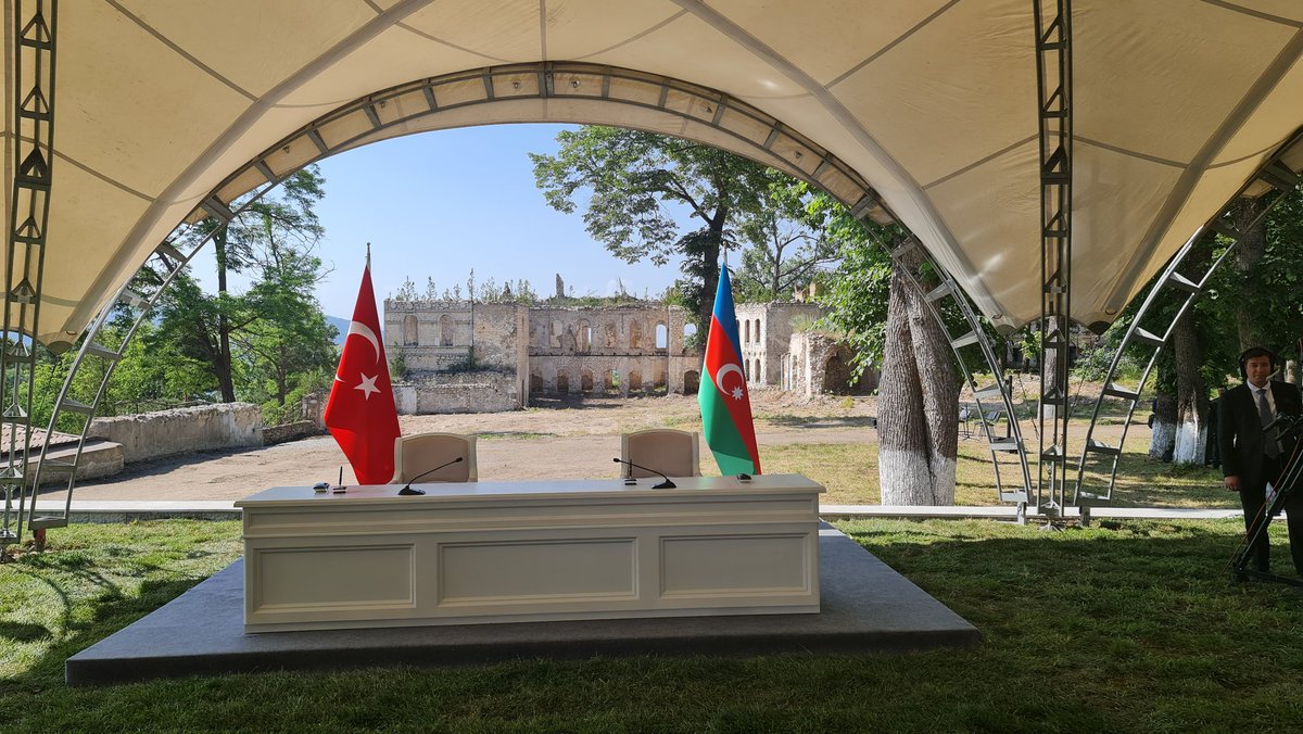 HikmetHajiyev's tweet photo. History in the making. Shusha. ŞUŞA. https://t.co/3Il7Lnl3g4