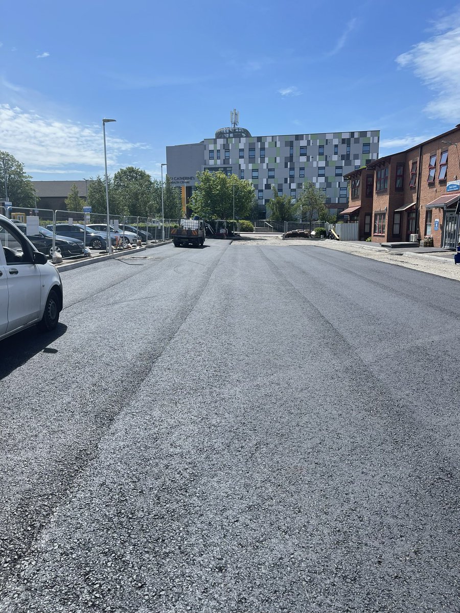 170t of AC20 laid in glorious #wirral sunshine.  Hope the weather stays good for the topping tomorrow. #tarmac great service from @AggregateUK