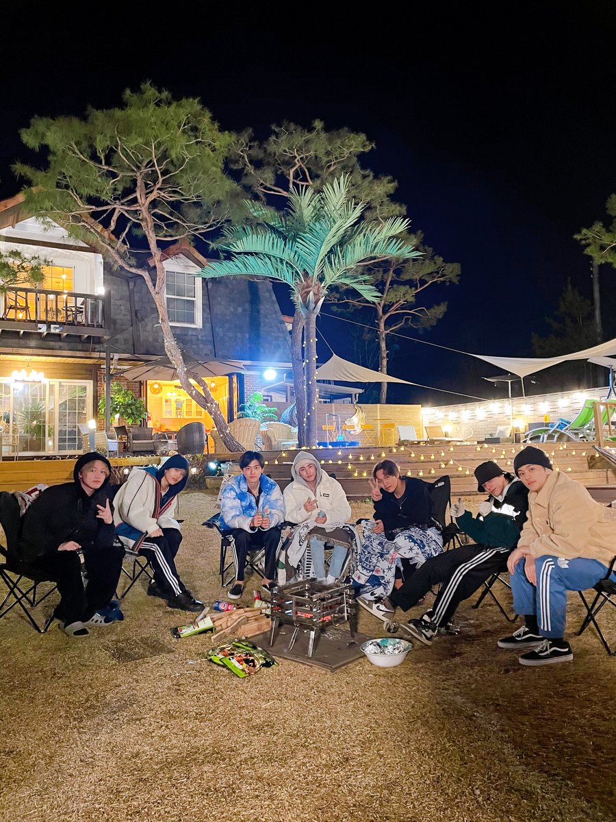 keowillwin's tweet photo. @Minjae_GA_Deals Hello Future #MinjaeGotMyBack @NCTsmtown_DREAM @aiiieeeen @doyoungstrash @leypickmepickaw @flarieggooes @LuckNna https://t.co/YJ8oEZGwyM