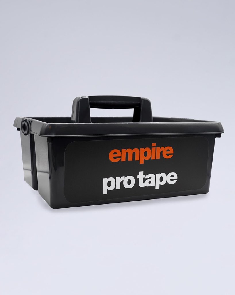 EmpireProTape's tweet photo. Black. 🖤
#cutmanessentials #cornertote https://t.co/fKxFnoFxYA
