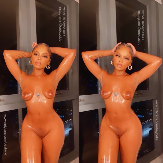 could you handle two of me? https://t.co/aYs8wZd0Of