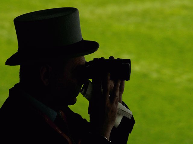 Betflair1's tweet image. No bet @Ascot for me. Couple for interest only in the 340. Bet this evening @Beverley_Races have a great day